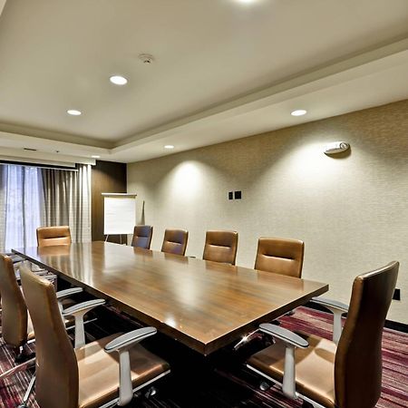 Courtyard By Marriott Jacksonville Airport/ Northeast Экстерьер фото
