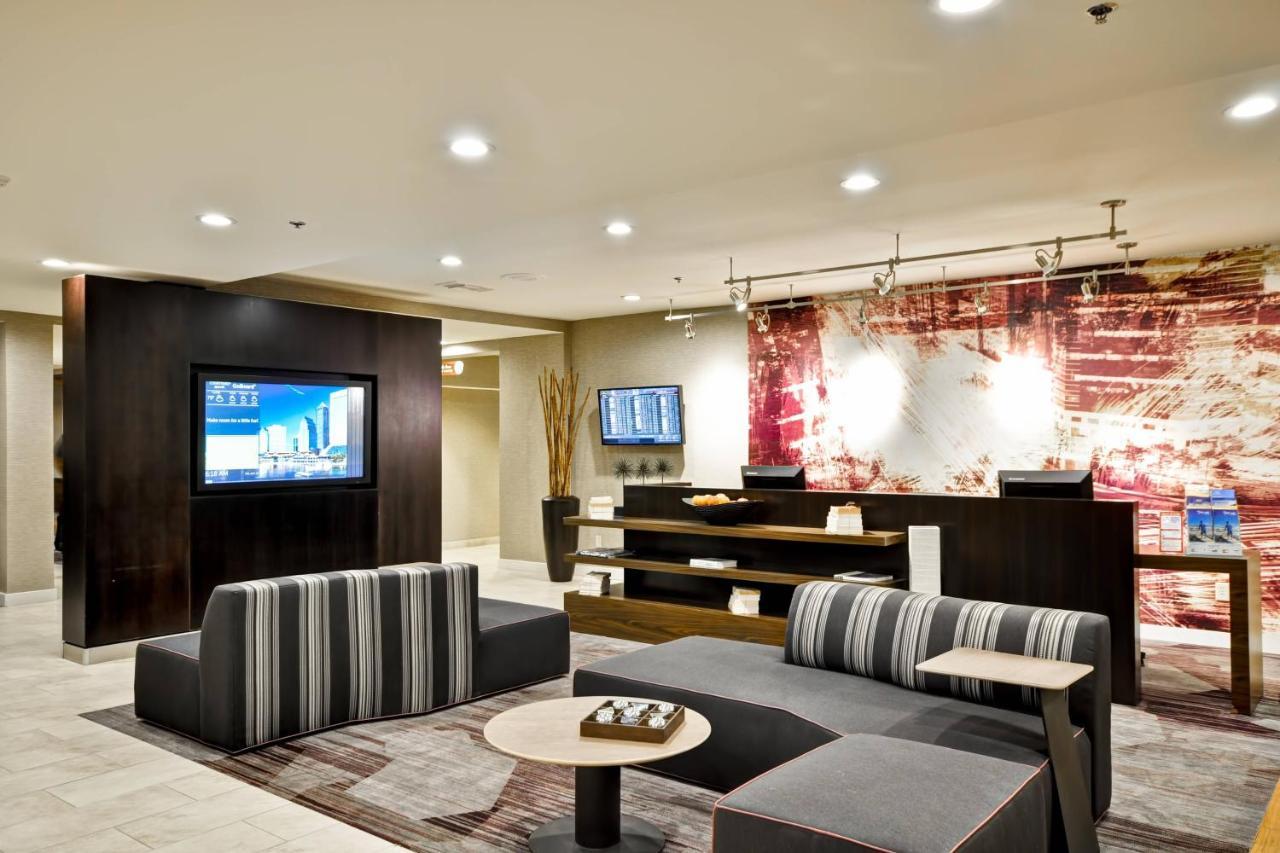 Courtyard By Marriott Jacksonville Airport/ Northeast Экстерьер фото