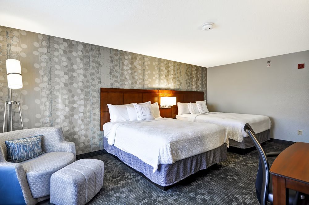 Courtyard By Marriott Jacksonville Airport/ Northeast Экстерьер фото
